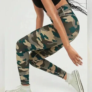 $10 Add-On 🆕Aerie Camouflage High Rise Leggings